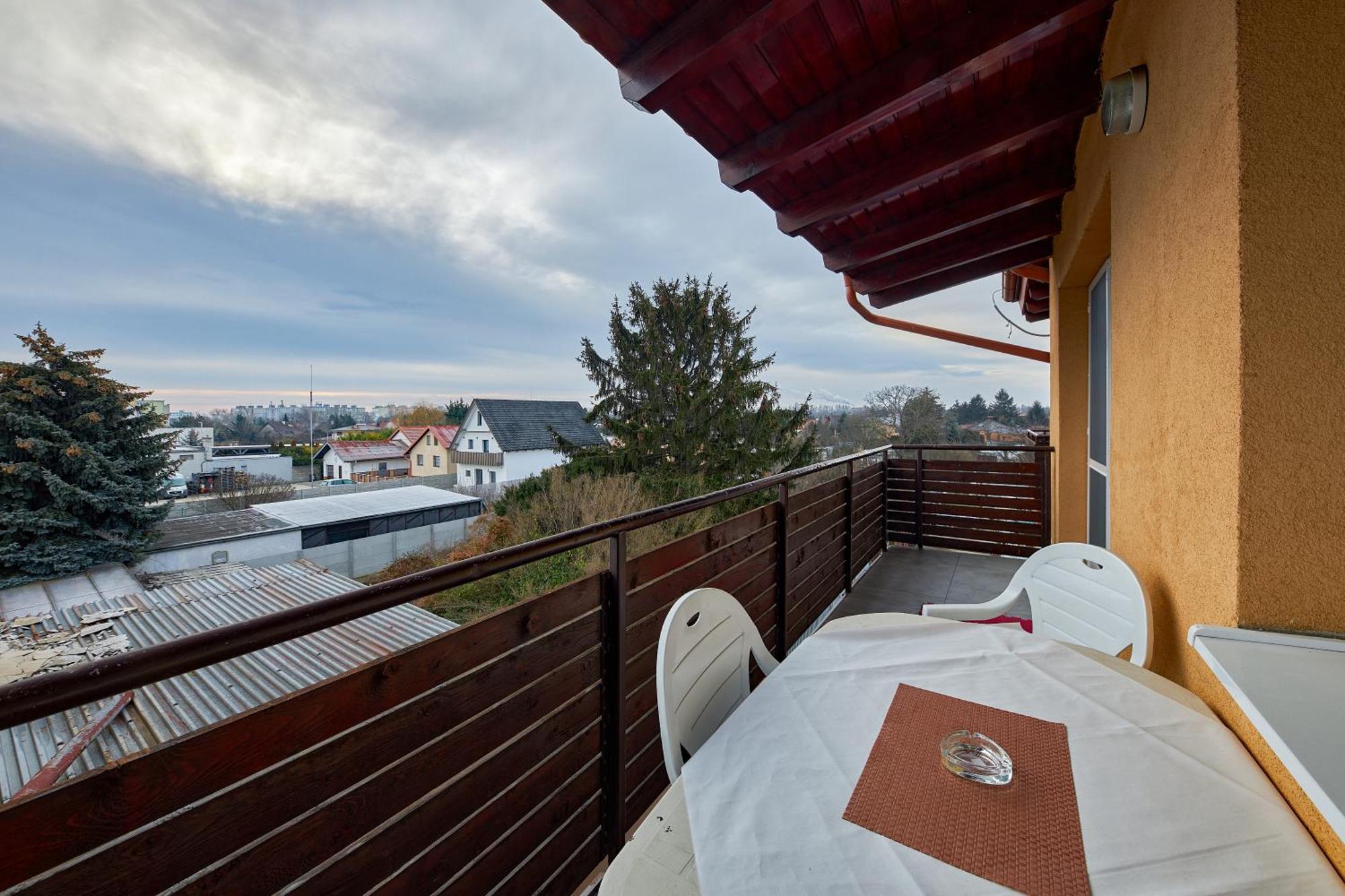 Chilli Apartment Bratislava Exterior foto